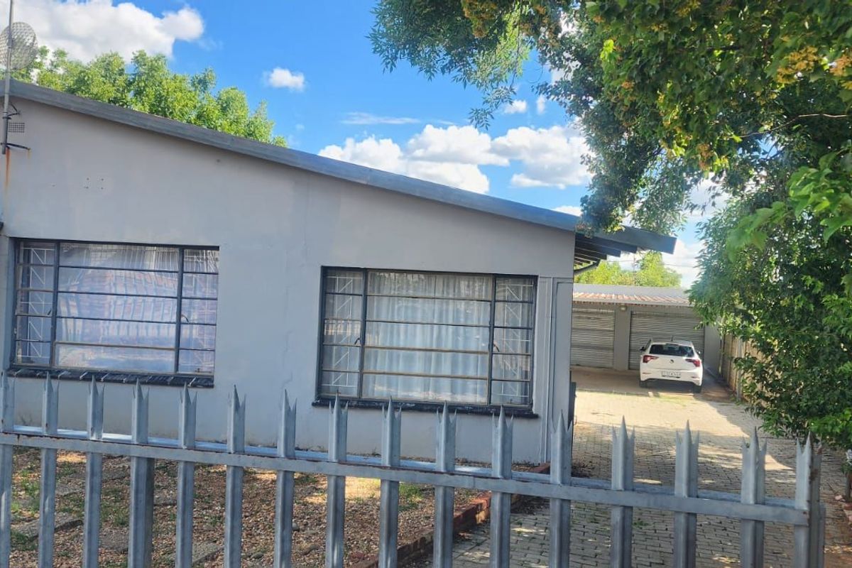 House For Sale in Morewag - Photo 2