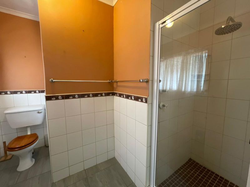 House For Sale in Helderkruin - Photo 6