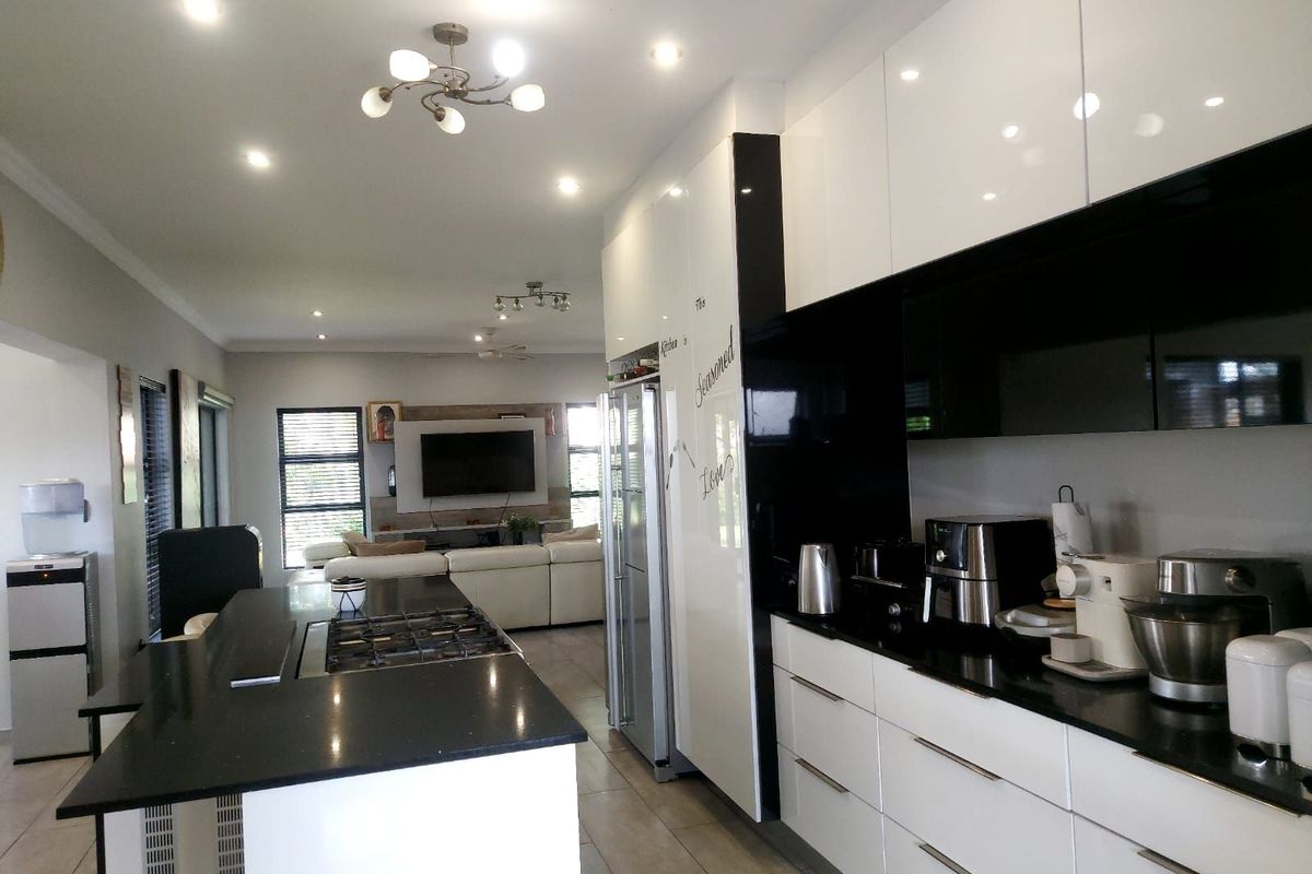 House For Sale in Savannah Country Estate - Photo 5