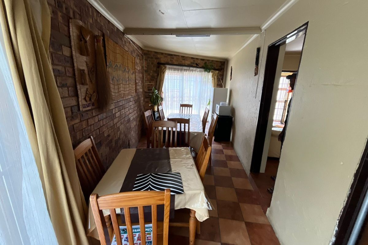 House For Sale in Birch Acres - Photo 5