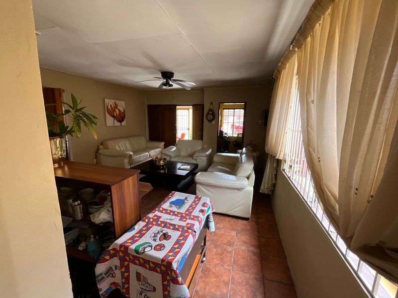 House For Sale in Birch Acres - Photo 6