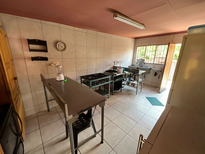 House For Sale in Birch Acres - Photo 9