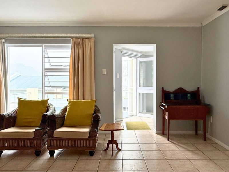 House For Sale in Franskraal - Photo 8