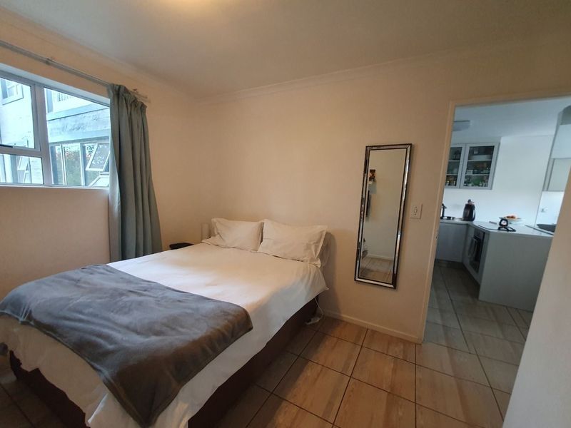 Apartment For Sale in Pinelands - Photo 10