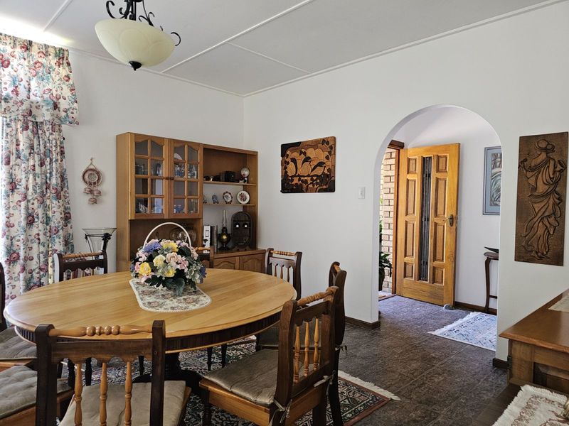 House For Sale in Glen Barrie - Photo 7