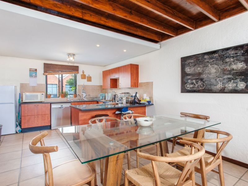 Apartment For Sale in Darrenwood - Photo 2
