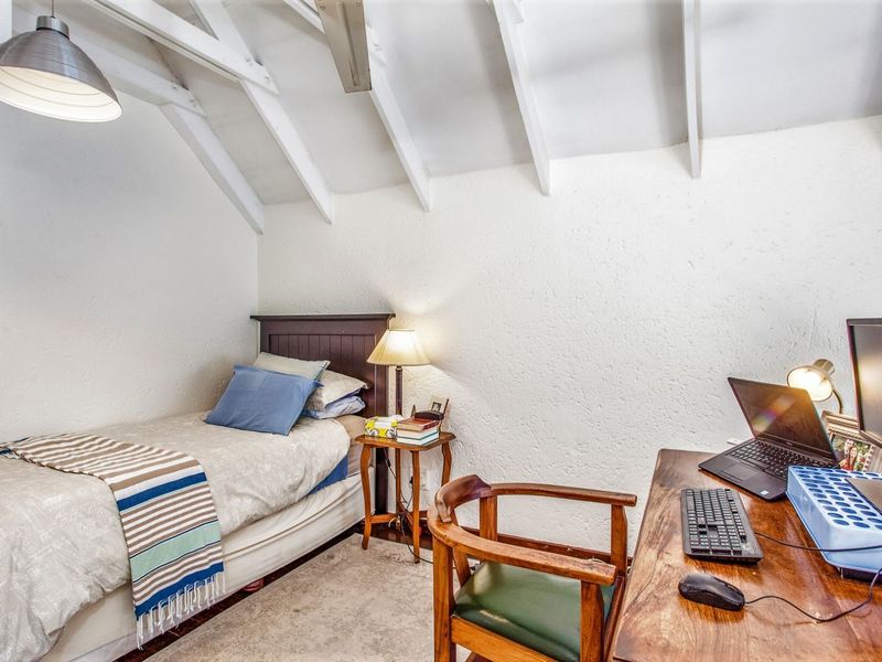 Apartment For Sale in Darrenwood - Photo 8