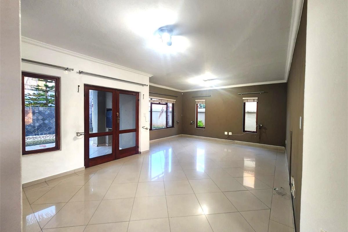 House For Sale in Amberfield - Photo 2