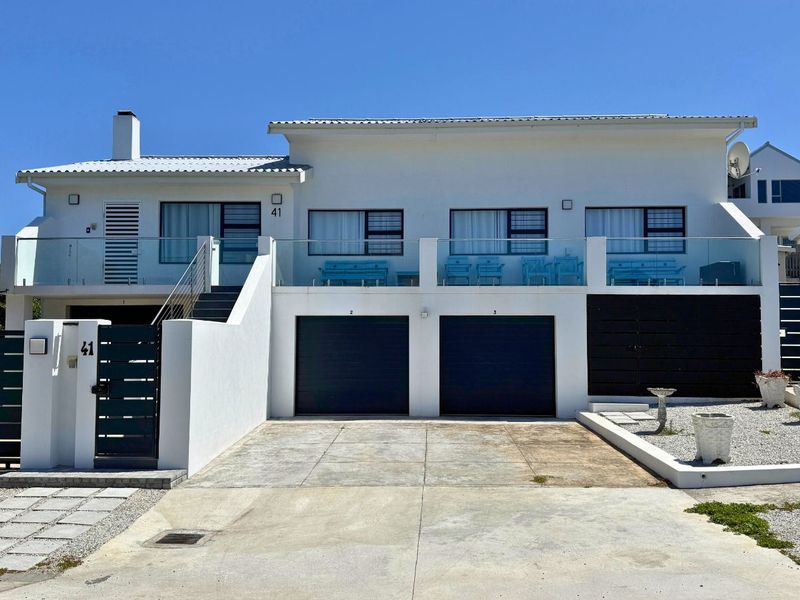 House For Sale in Franskraal - Photo 2