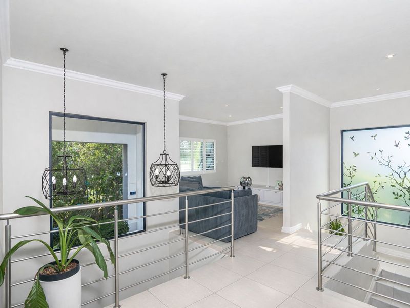 House For Sale in Bryanston - Photo 9