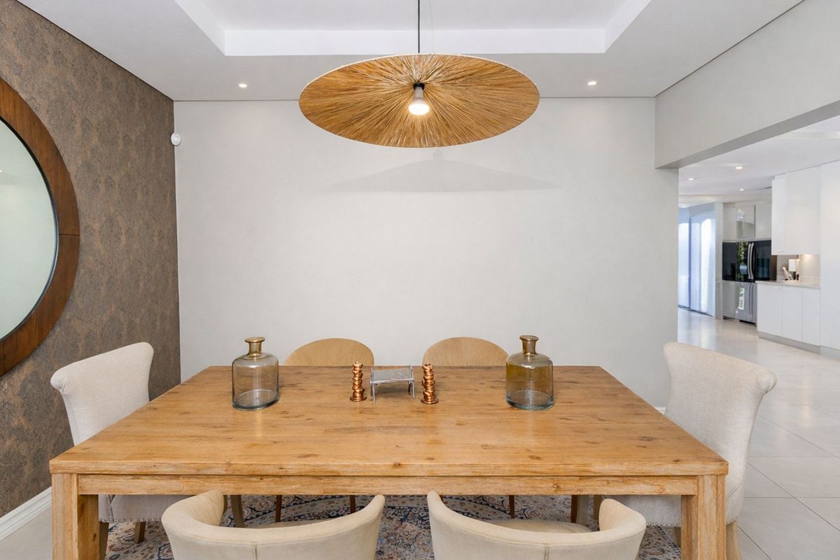 House For Sale in Bryanston - Photo 3