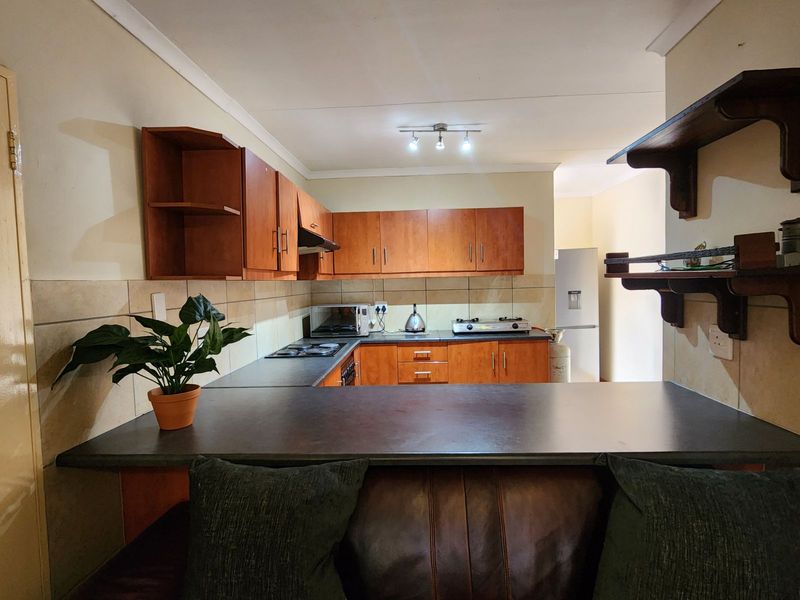 Townhouse For Sale in Bendor - Photo 7