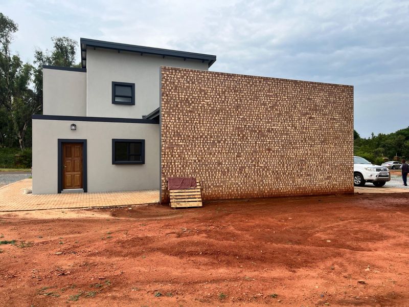 House For Sale in Eldorette - Photo 4