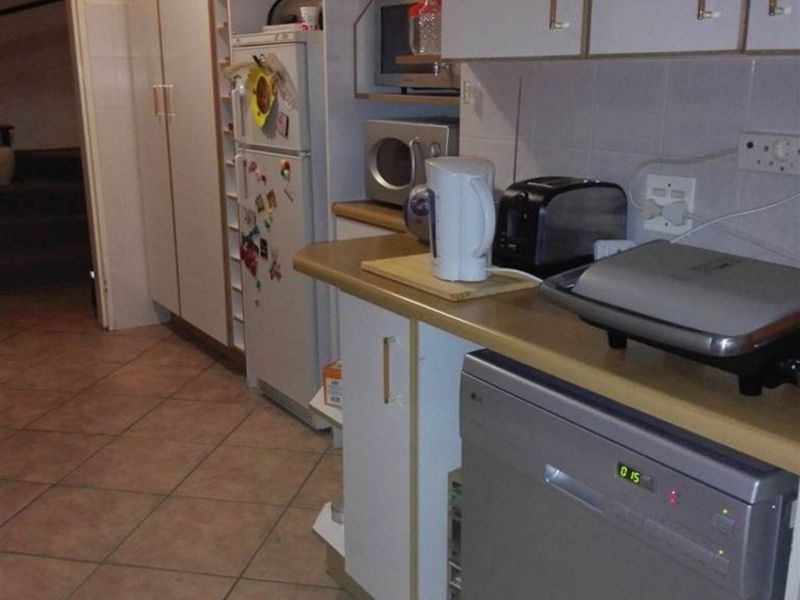 Townhouse For Sale in Windsor East - Photo 4