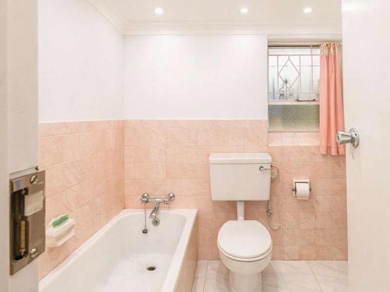 House For Sale in Blairgowrie - Photo 7