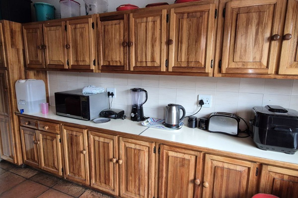 Townhouse For Sale in Lydenburg Central - Photo 4