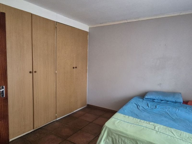 Townhouse For Sale in Lydenburg Central - Photo 10