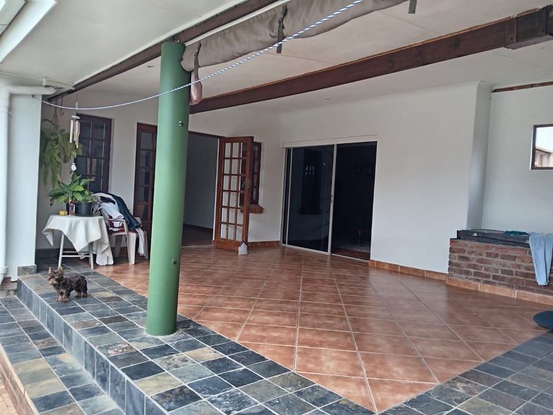 House For Sale in Bluewater Bay - Photo 6