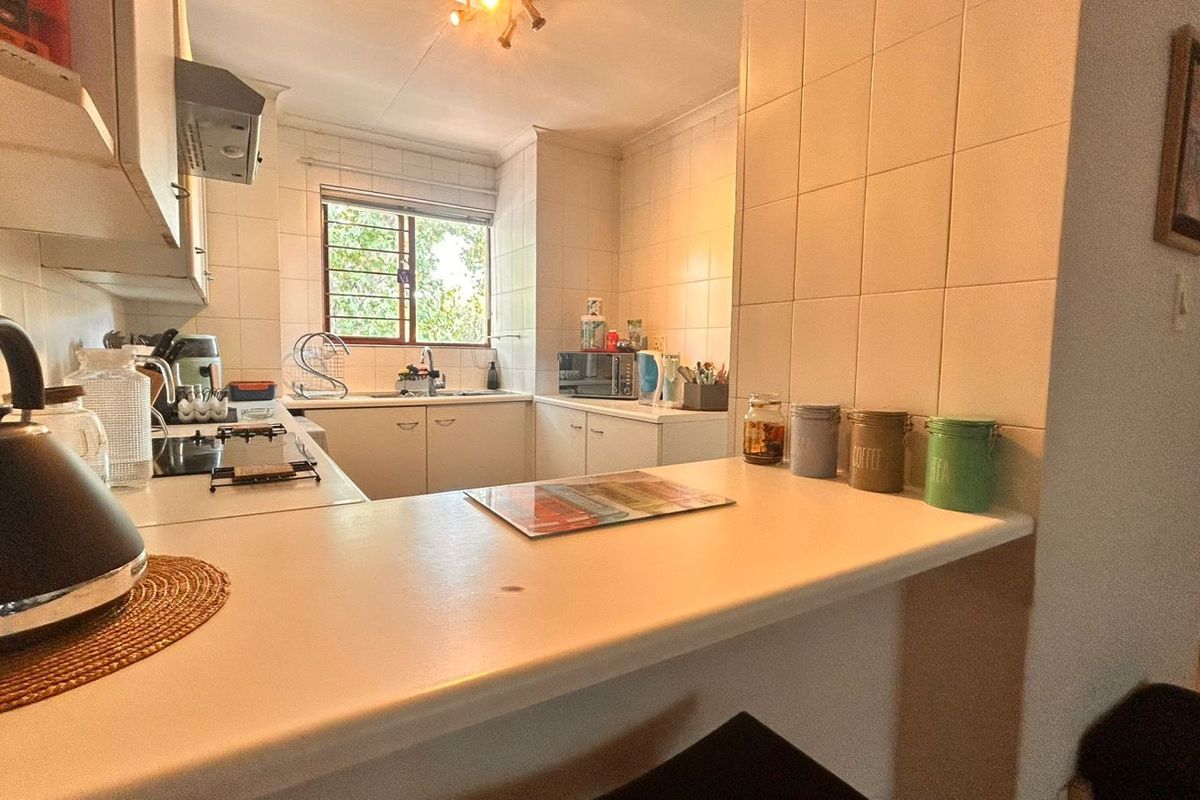 Apartment For Sale in Sunninghill - Photo 5