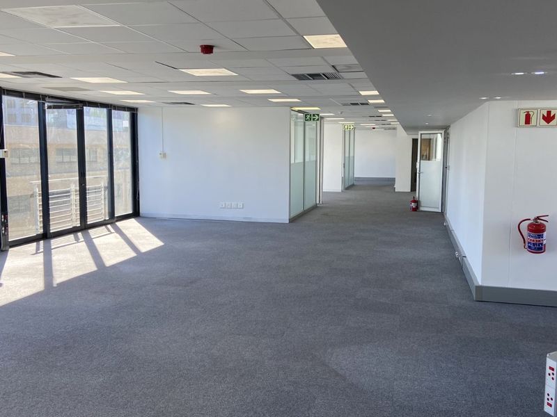 Office To Rent in Foreshore - Photo 6