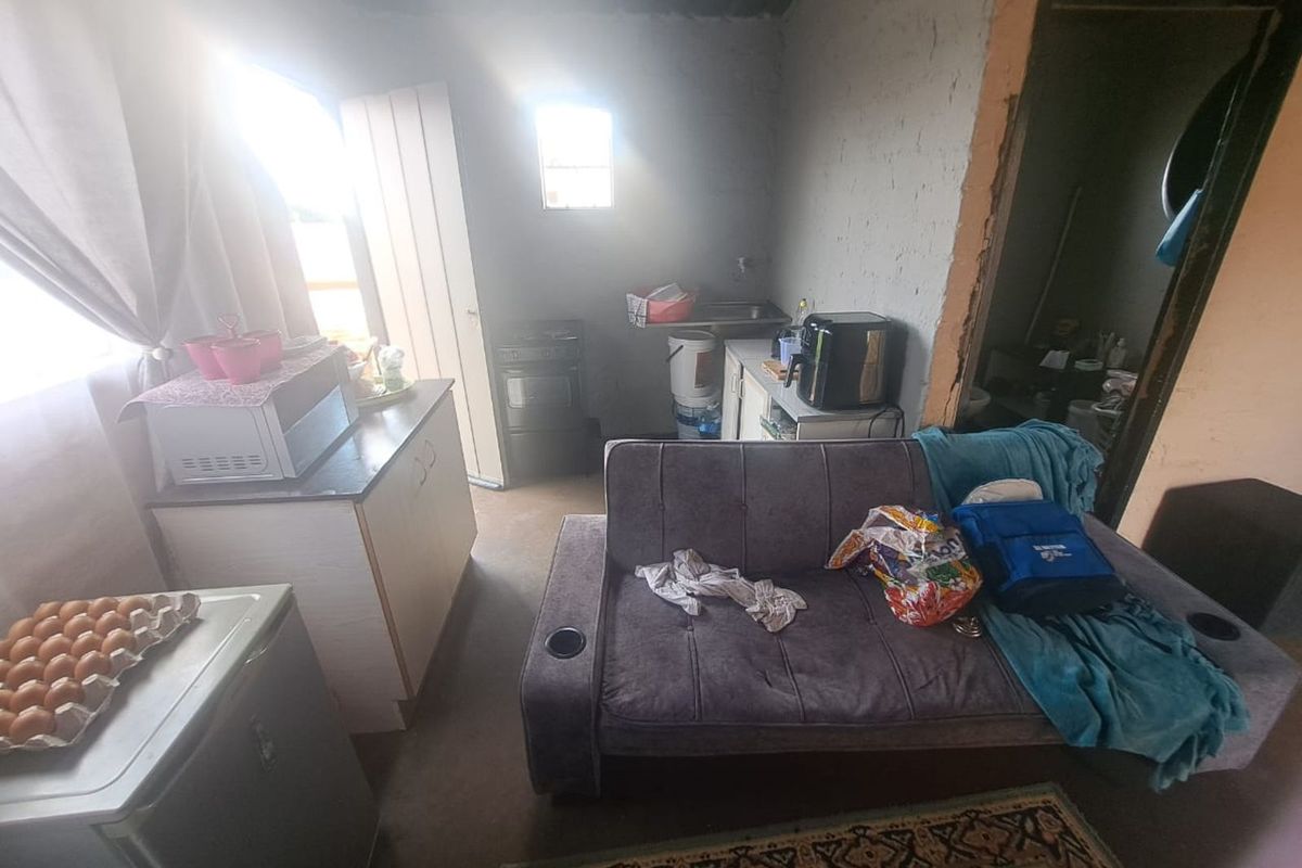 House For Sale in Mamelodi East - Photo 3