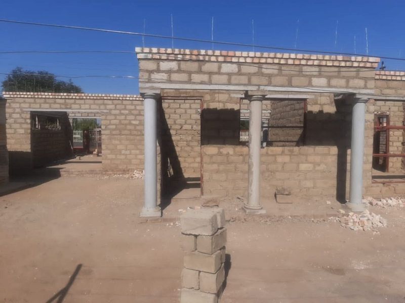 House For Sale in Hammanskraal Central - Photo 4