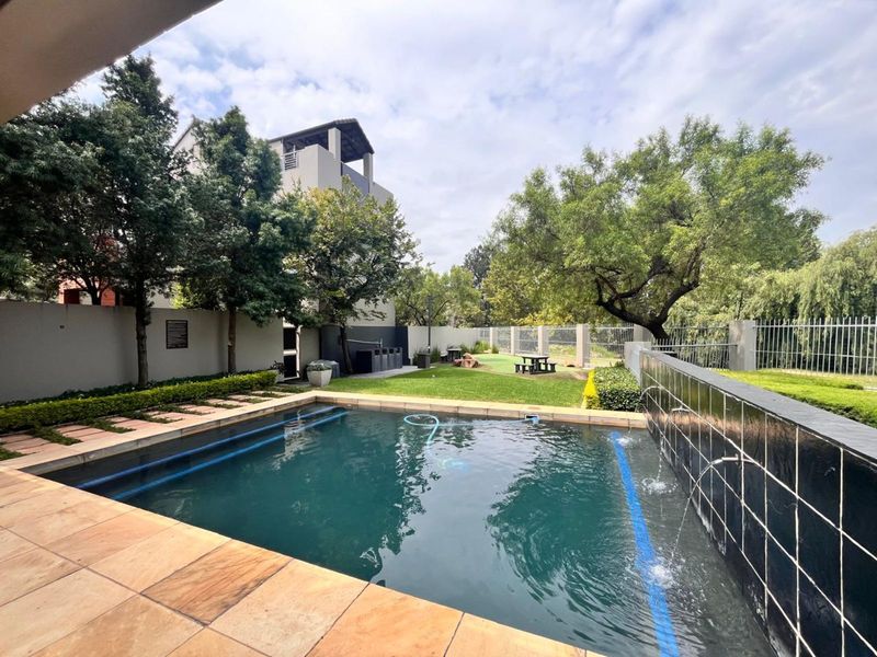 Apartment For Sale in Paulshof - Photo 10