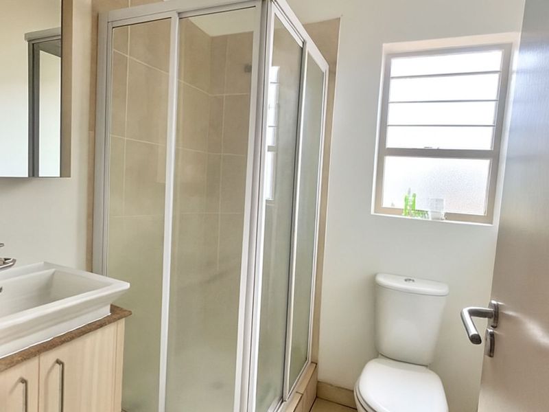 Apartment For Sale in Paulshof - Photo 7