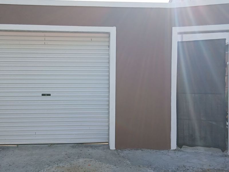 House For Sale in Westridge - Photo 3