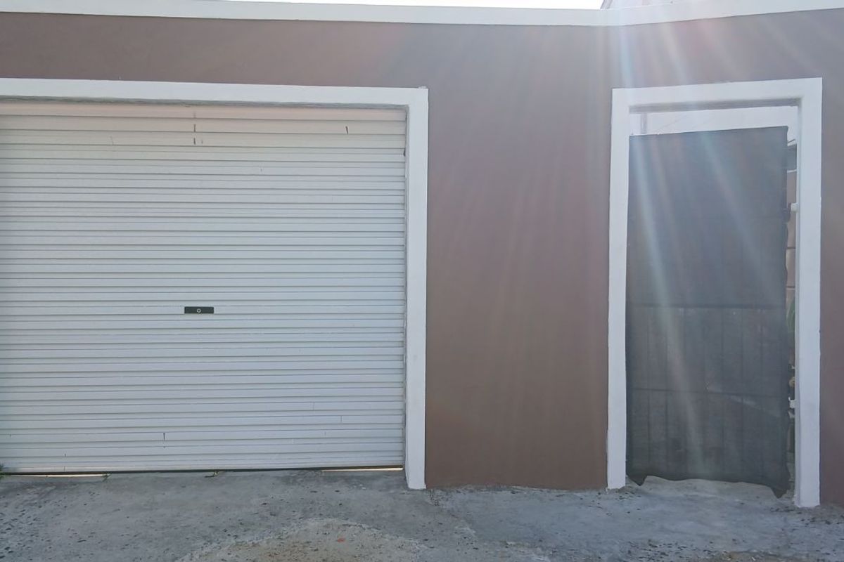 House For Sale in Westridge - Photo 3