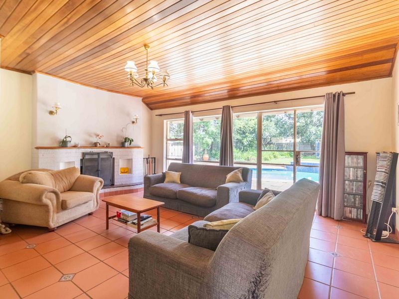 House For Sale in Constantia Kloof - Photo 7