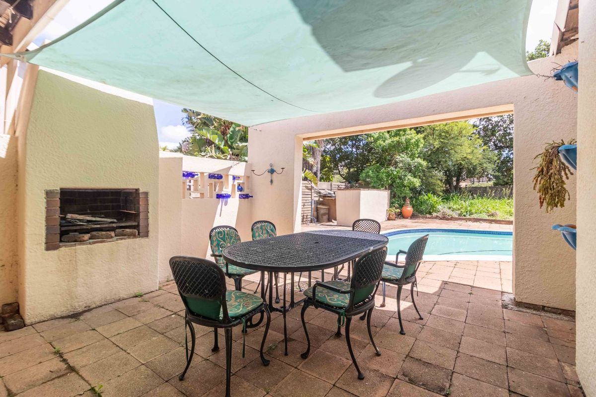 House For Sale in Constantia Kloof - Photo 5