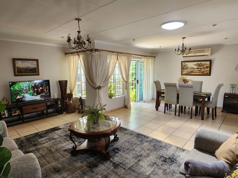 Townhouse For Sale in Polokwane Central - Photo 4