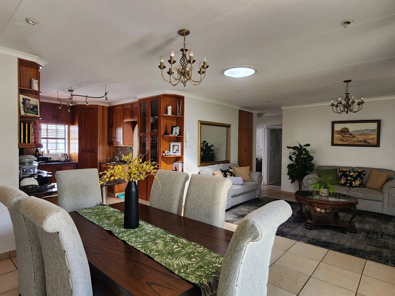 Townhouse For Sale in Polokwane Central - Photo 3