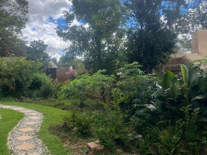 House For Sale in Waterkloof Glen - Photo 8