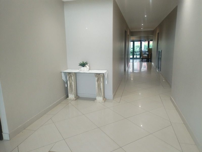 House For Sale in Willow Acres - Photo 7