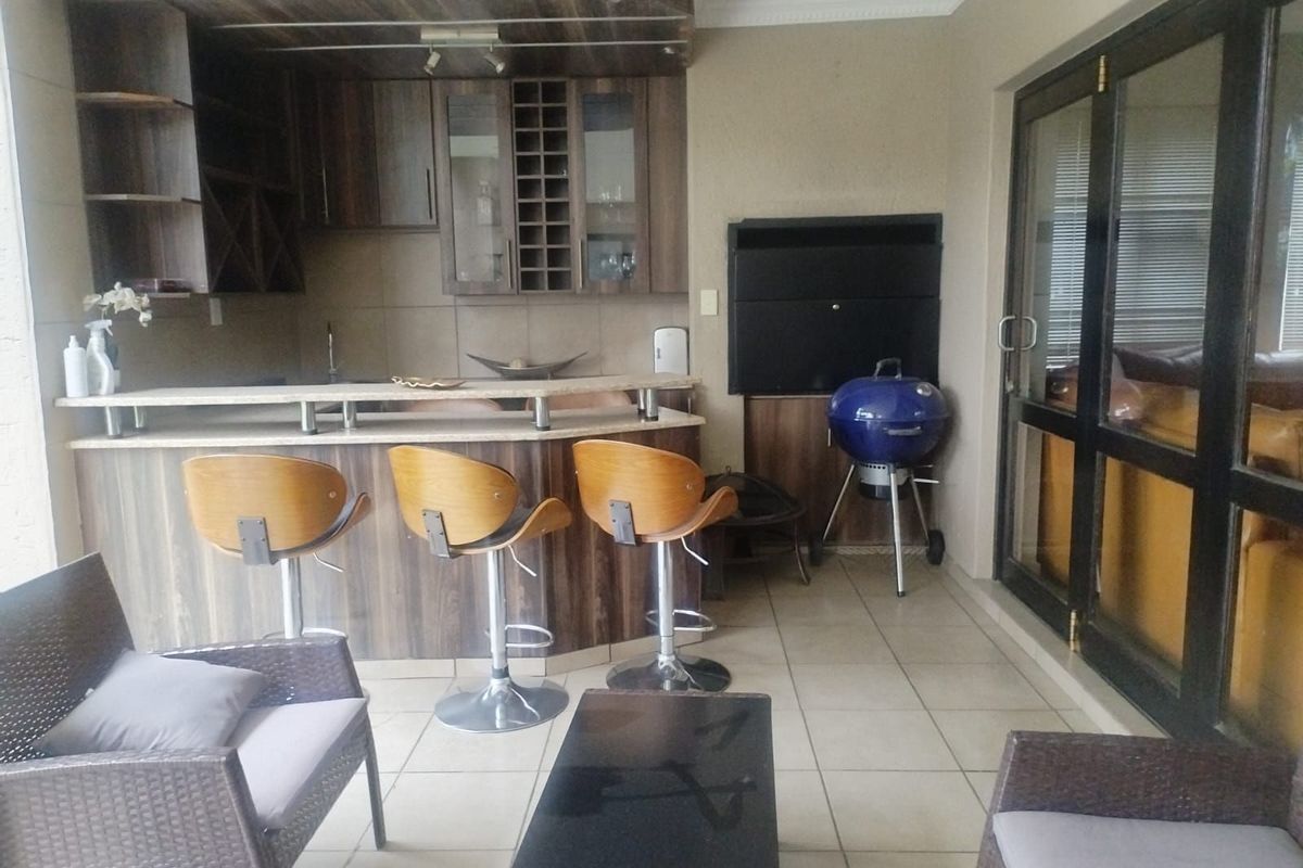 House For Sale in Willow Acres - Photo 3