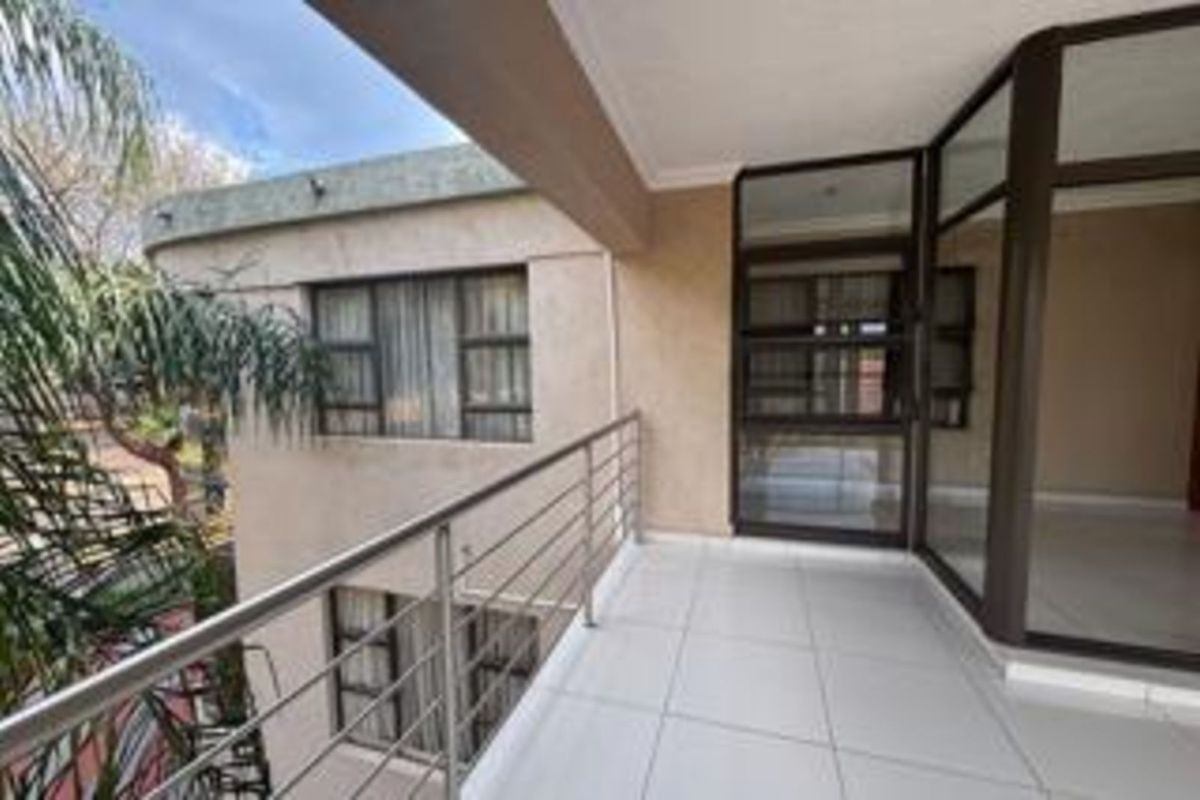 House For Sale in Bendor - Photo 3