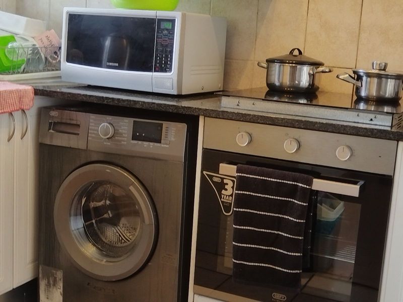 Townhouse To Rent in Sunninghill - Photo 5