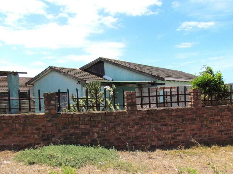 House For Sale in Booysen Park - Photo 4