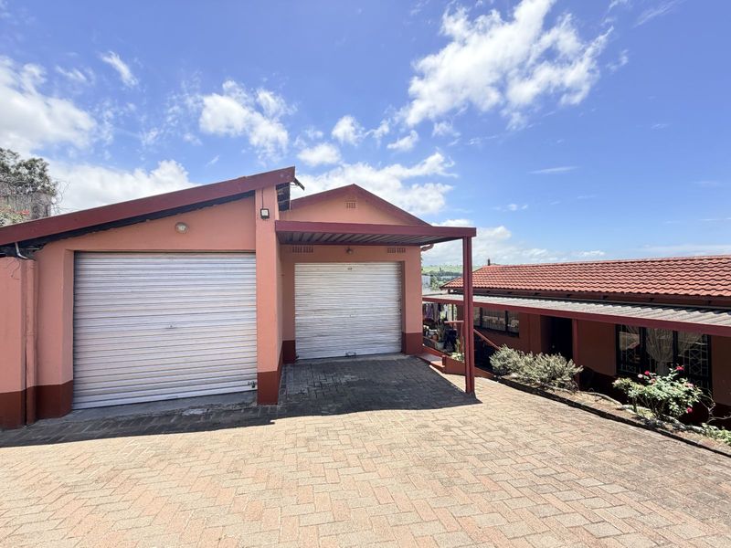 House For Sale in Riyadh - Photo 2