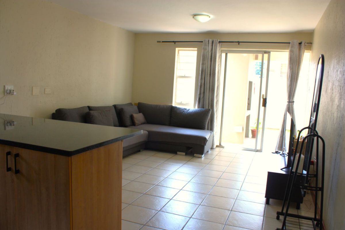 Apartment For Sale in Blackheath - Photo 4