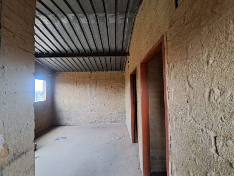 House For Sale in Nellmapius - Photo 8