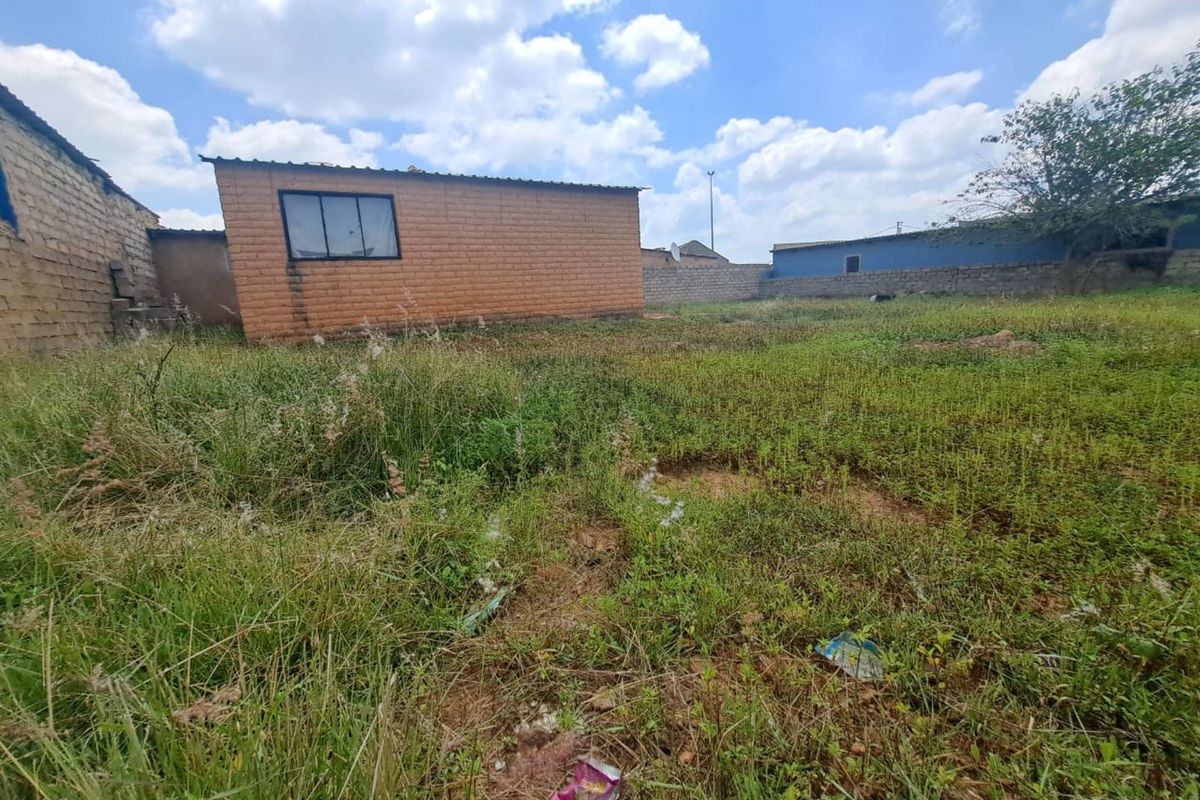 House For Sale in Nellmapius - Photo 3