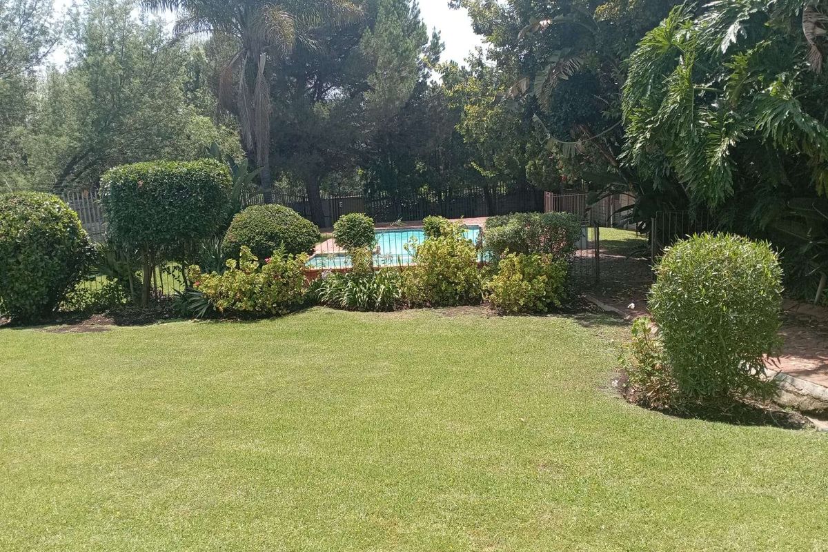 Apartment For Sale in Weltevreden Park - Photo 3