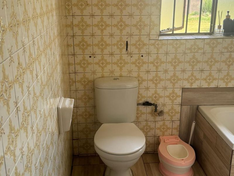 House For Sale in Tasbet Park - Photo 10