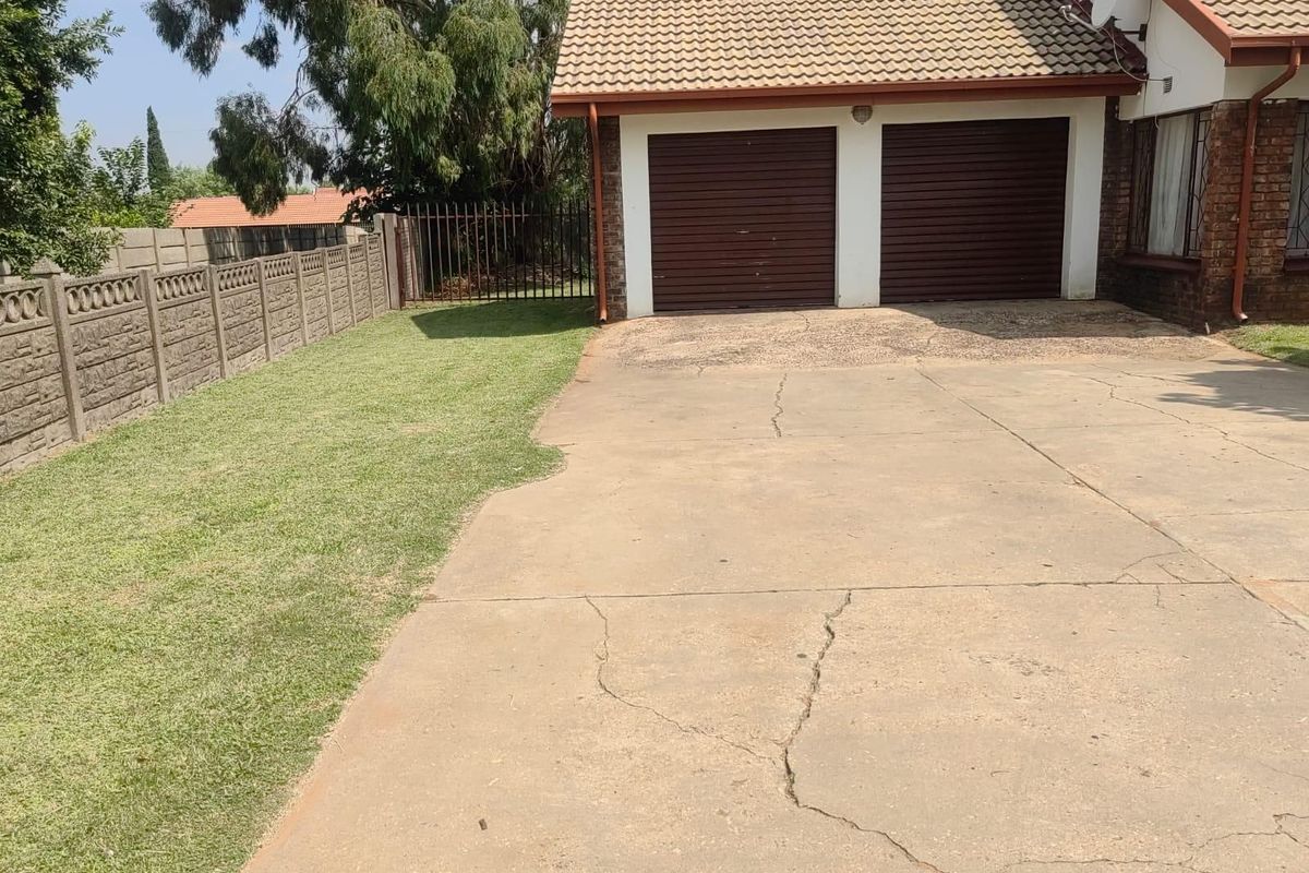 House For Sale in Tasbet Park - Photo 3