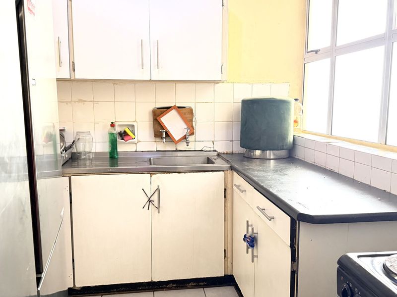 Apartment For Sale in Durban Central - Photo 2