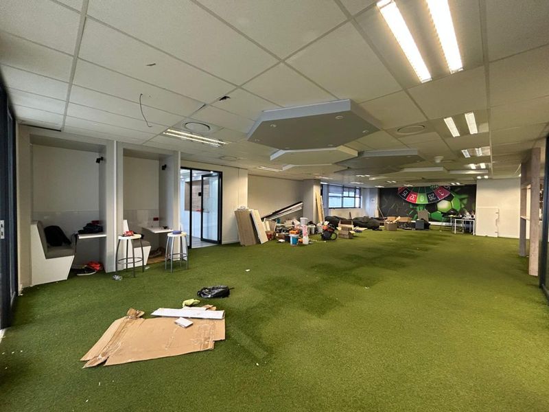 Commercial For Sale in Illovo - Photo 9