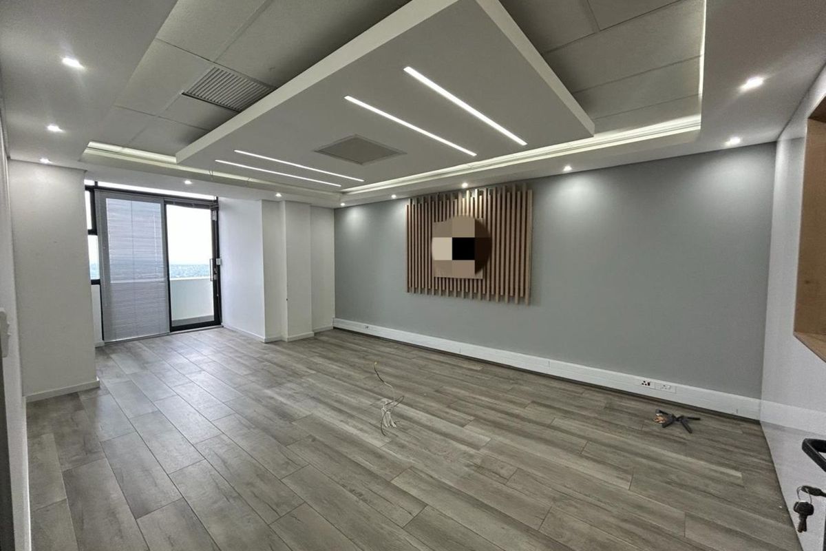 Commercial For Sale in Illovo - Photo 5